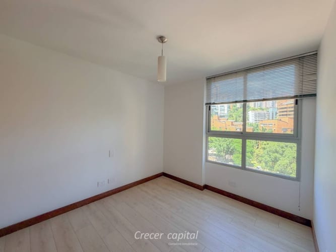 Apartamento de 3 alcobas en arriendo en Los Balsos, Medellín, 135 m² · foto 4 de 24