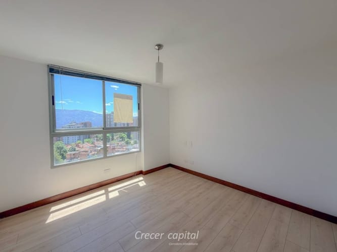 Apartamento de 3 alcobas en arriendo en Los Balsos, Medellín, 135 m² · foto 5 de 24