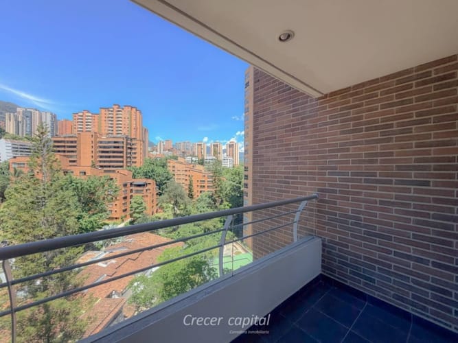 Apartamento de 3 alcobas en arriendo en Los Balsos, Medellín, 135 m² · foto 9 de 24