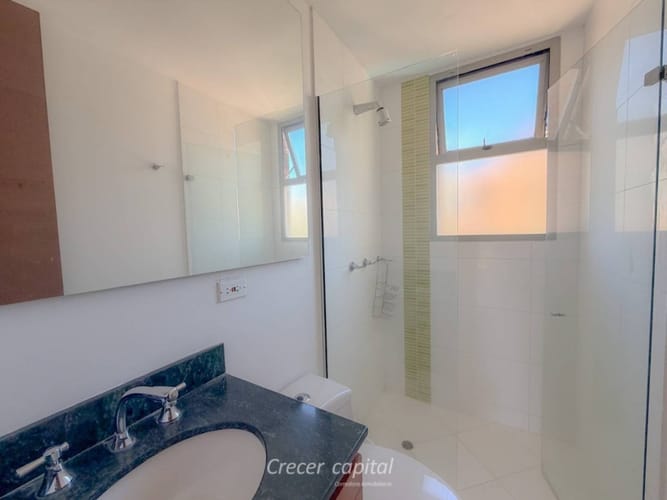 Apartamento de 3 alcobas en arriendo en Los Balsos, Medellín, 135 m² · foto 12 de 24