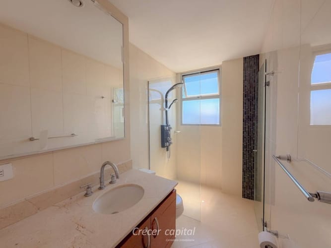 Apartamento de 3 alcobas en arriendo en Los Balsos, Medellín, 135 m² · foto 15 de 24