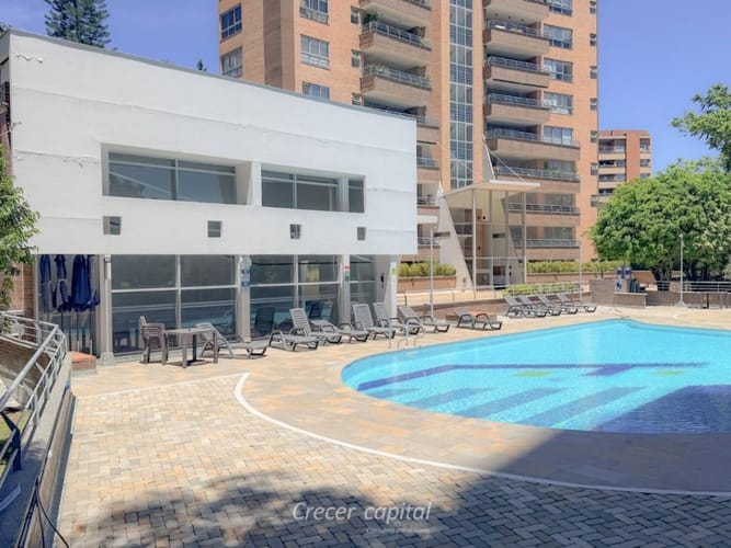 Apartamento de 3 alcobas en arriendo en Los Balsos, Medellín, 135 m² · foto 18 de 24