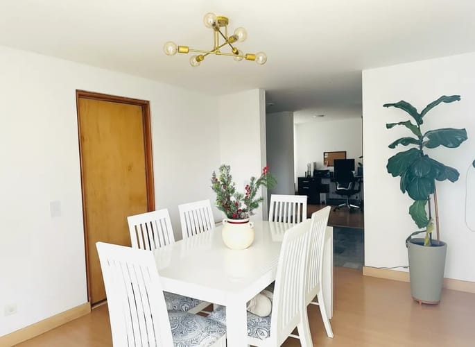 Apartamento de 3 alcobas en venta en Santa Barbara Central, Bogotá, 150 m² · foto 7 de 24