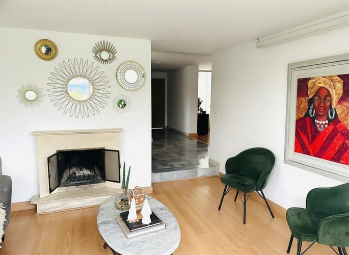 Apartamento de 3 alcobas en venta en Santa Barbara Central, Bogotá, 150 m² · foto 4 de 24