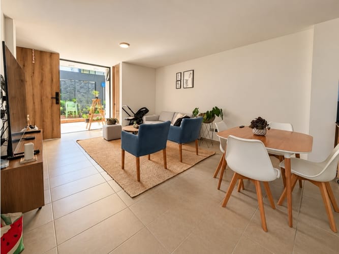 Casa de 3 alcobas en venta en Cerritos, Pereira, 168 m² · foto 2 de 18