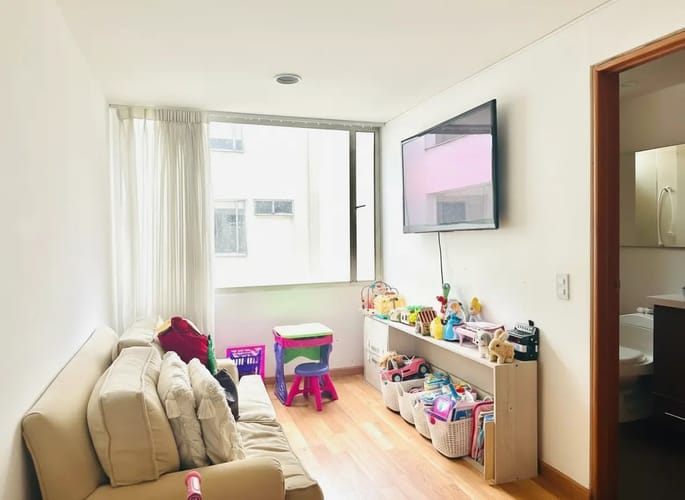 Apartamento de 3 alcobas en venta en Santa Barbara Central, Bogotá, 150 m² · foto 10 de 24