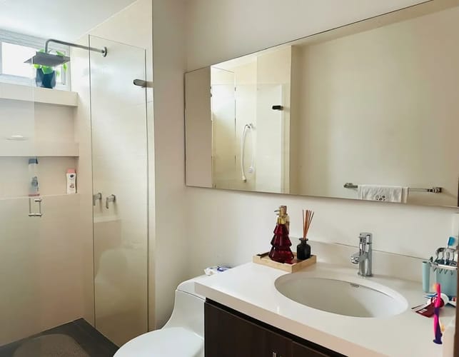 Apartamento de 3 alcobas en venta en Santa Barbara Central, Bogotá, 150 m² · foto 16 de 24