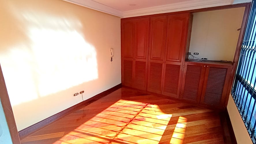 Casa en venta en Colina Campestre, Bogotá · foto 8 de 22