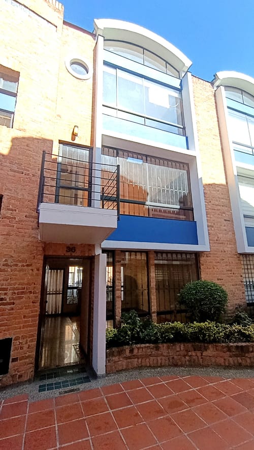 Casa en venta en Colina Campestre, Bogotá · foto 2 de 22
