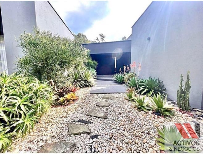 Casa de 4 alcobas en venta en Las Palmas, Envigado, 600 m² · foto 6 de 24