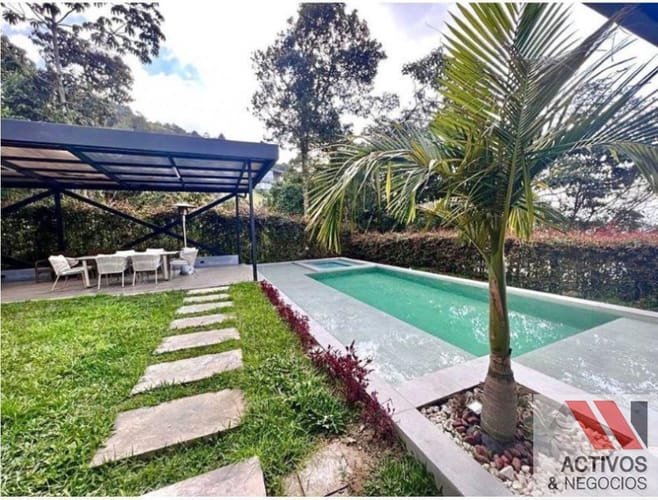 Casa de 4 alcobas en venta en Las Palmas, Envigado, 600 m² · foto 14 de 24