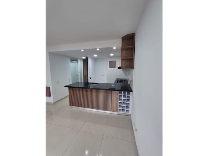 Apartamento en venta en Valle Del Lili, Cali · foto 5 de 15