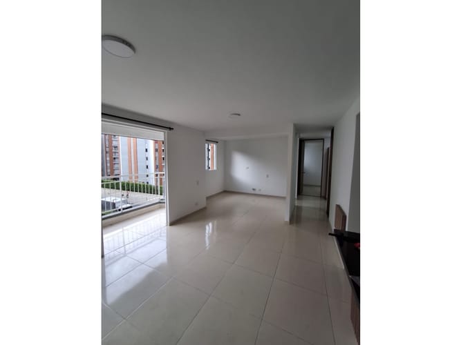 Apartamento en venta en Valle Del Lili, Cali · foto 9 de 15