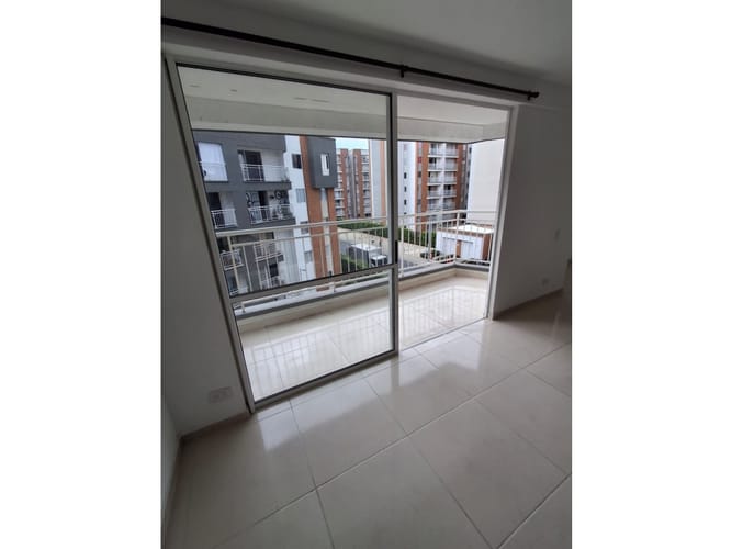Apartamento en venta en Valle Del Lili, Cali · foto 14 de 15