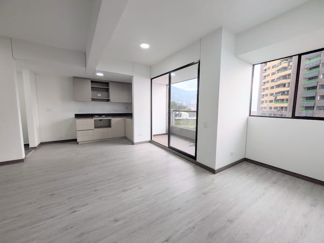 Apartamento de 2 alcobas en arriendo en Asomadera No.2, Medellín, 65 m² · foto 9 de 13