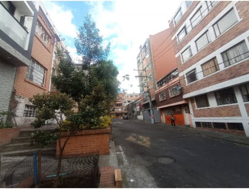 Apartaestudio en venta en La Macarena, Bogotá, 32 m² · foto 2 de 20