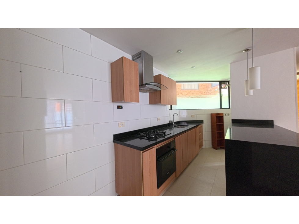 Apartamento en venta en Bella Suiza, Bogotá · foto 4 de 12