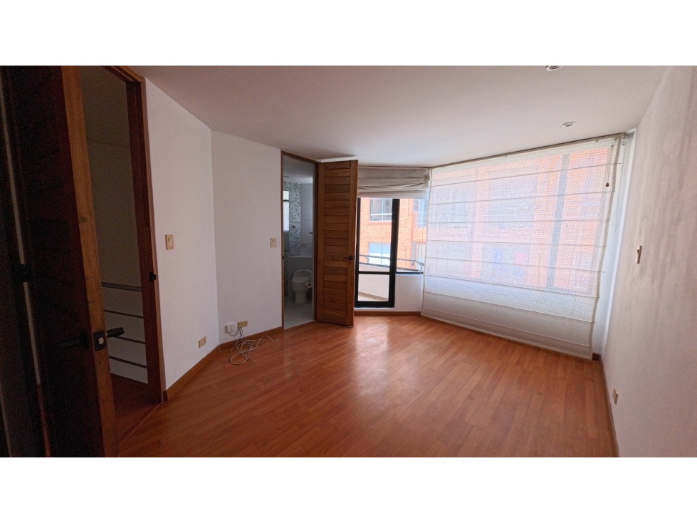 Apartamento en venta en Bella Suiza, Bogotá · foto 6 de 12