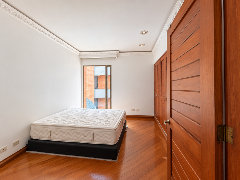 Apartamento en venta en Country Club, Bogotá · foto 14 de 24