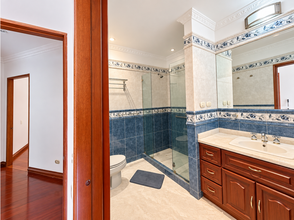 Apartamento en venta en Country Club, Bogotá · foto 18 de 24