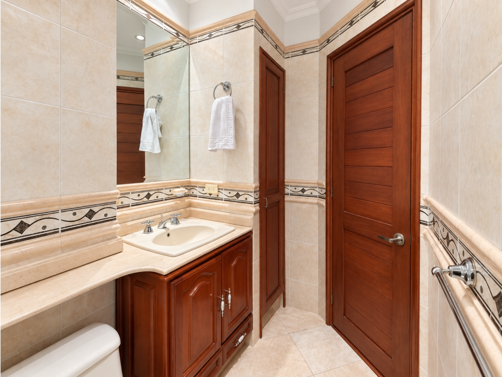 Apartamento en venta en Country Club, Bogotá · foto 19 de 24