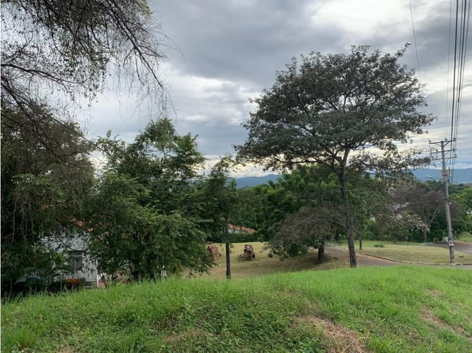 Lote en venta en Ricaurte, 408 m² · foto 5 de 12