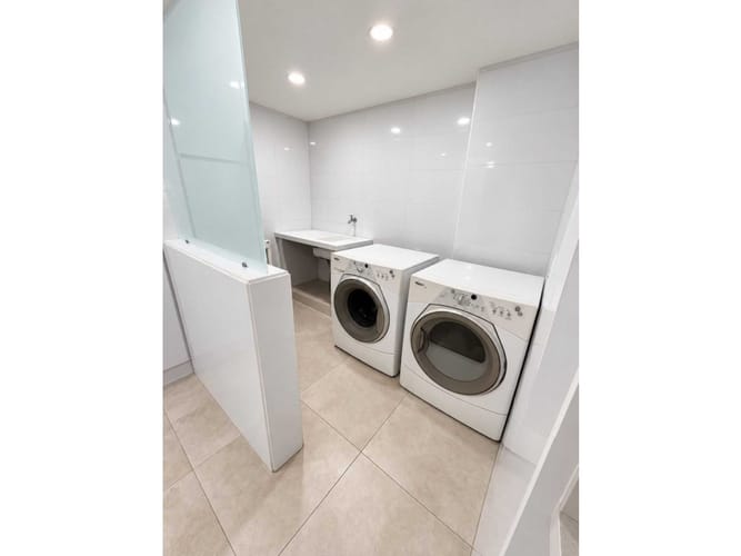 Apartamento de 3 alcobas en venta en Santa Barbara Oriental, Bogotá, 192 m² · foto 6 de 17