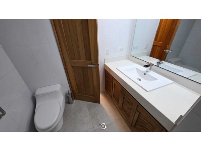 Apartamento de 3 alcobas en venta en Santa Barbara Oriental, Bogotá, 192 m² · foto 11 de 17
