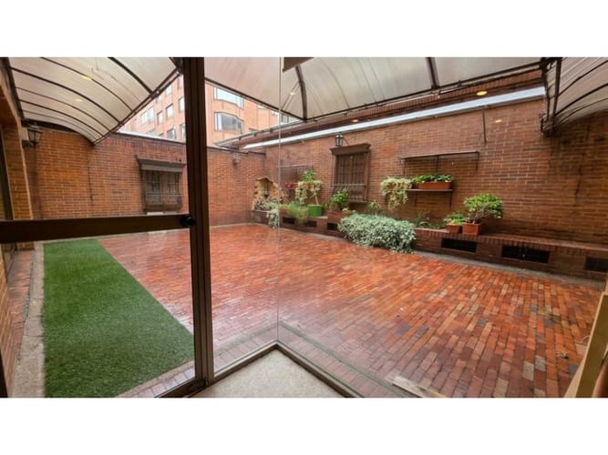 Apartamento de 3 alcobas en venta en Santa Barbara Oriental, Bogotá, 192 m² · foto 17 de 17