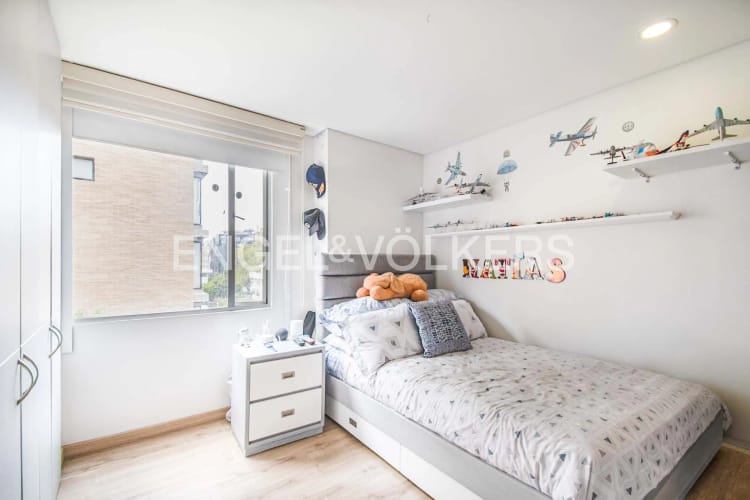 Apartamento de 3 alcobas en venta en Chico, Bogotá, 125 m² · foto 11 de 16