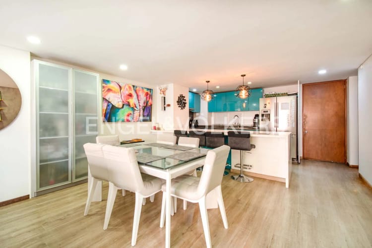 Apartamento de 3 alcobas en venta en Chico, Bogotá, 125 m² · foto 5 de 16