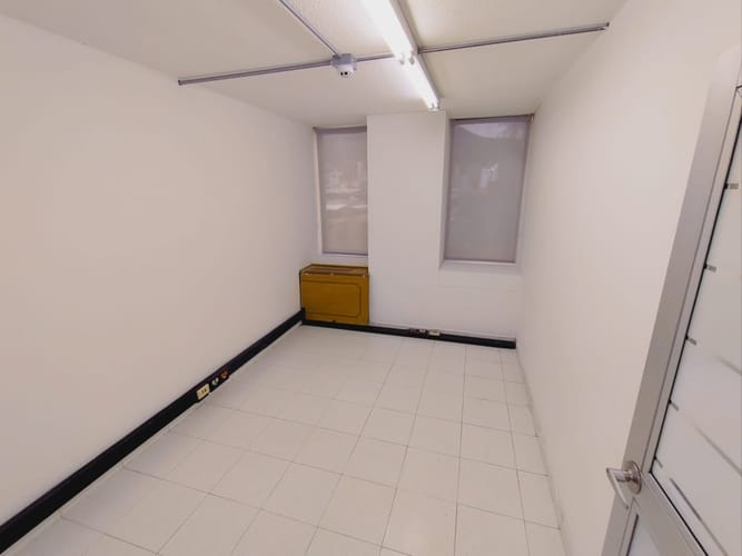 Oficina en arriendo en San Pedro, Cali, 240 m² · foto 8 de 24