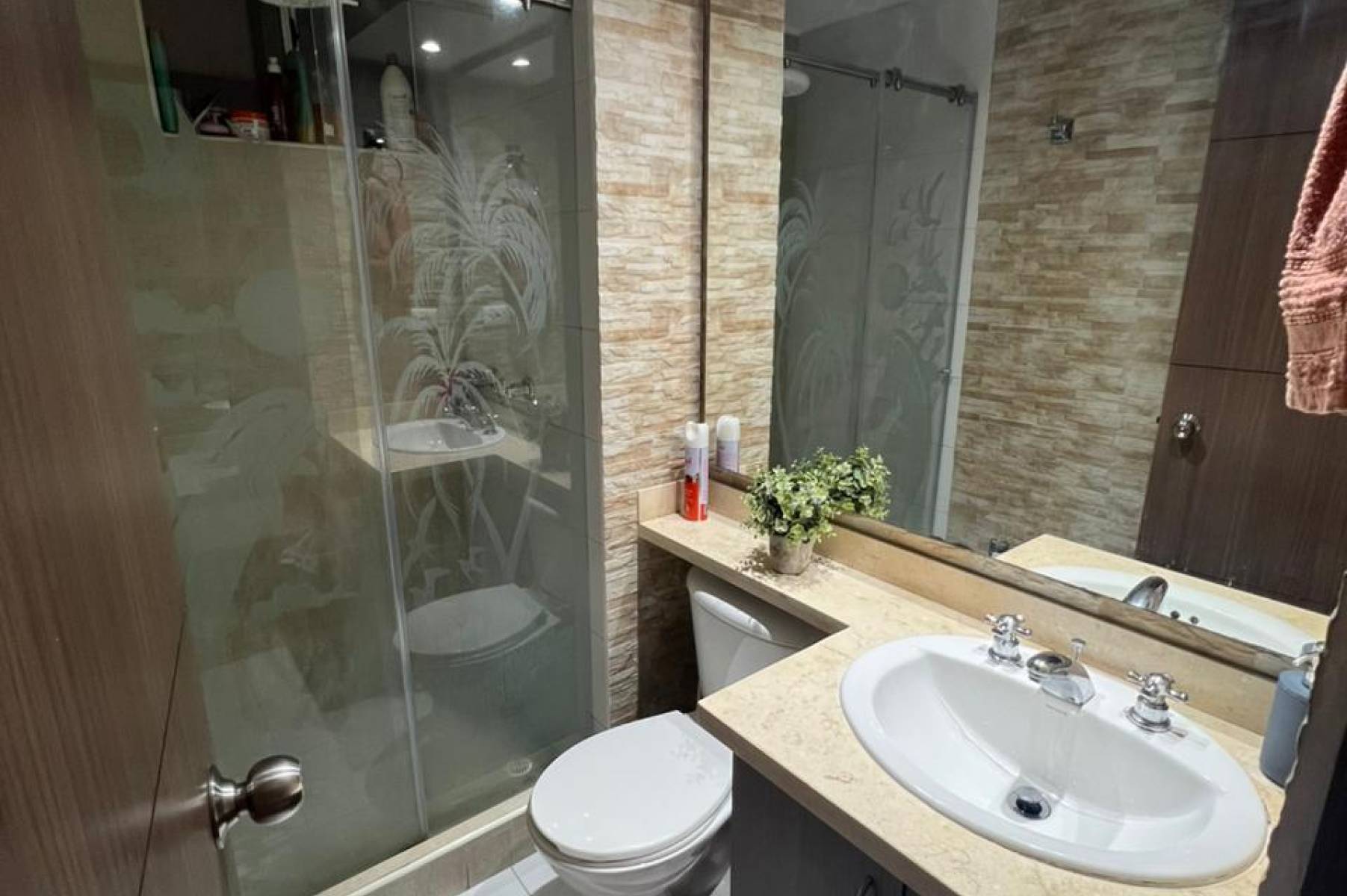 Apartamento en venta en Castilla, Bogotá · foto 8 de 19