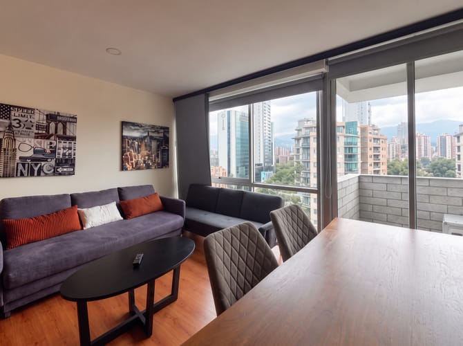 Apartamento de 1 alcoba en venta en La Aguacatala, Medellín, 57 m² · foto 4 de 20