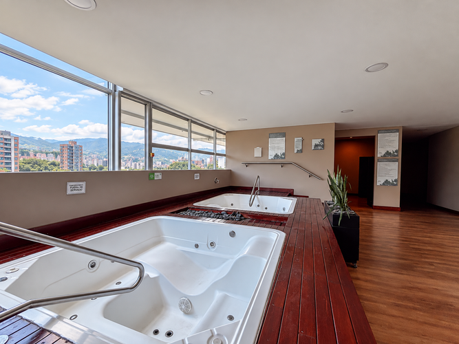 Apartamento de 1 alcoba en venta en La Aguacatala, Medellín, 57 m² · foto 8 de 20