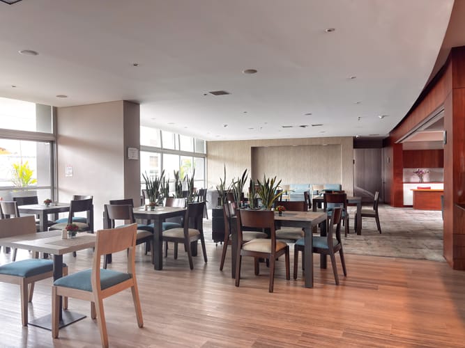 Apartamento de 1 alcoba en venta en La Aguacatala, Medellín, 57 m² · foto 18 de 20