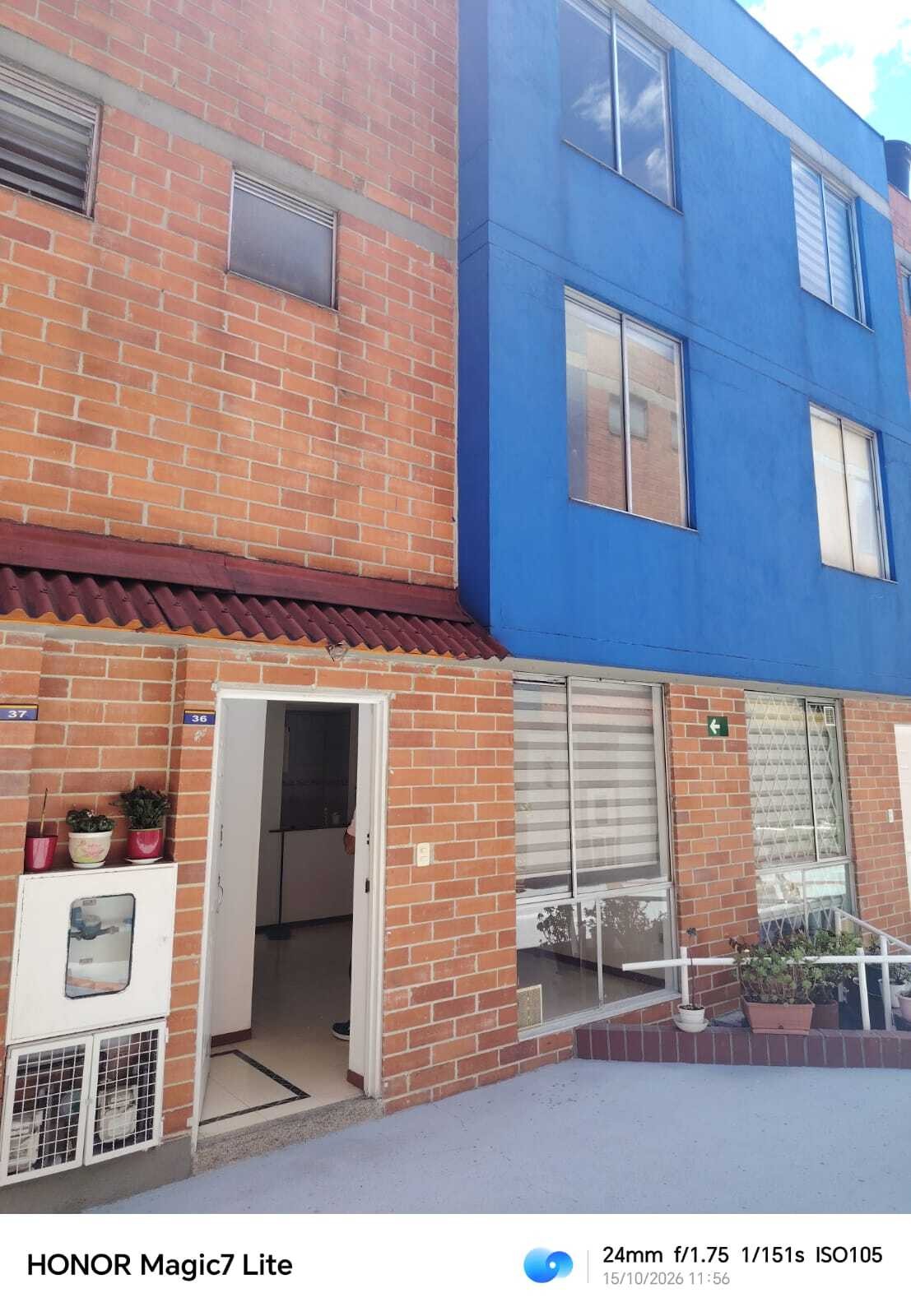Casa en venta en Villa Luz, Bogotá · foto 2 de 20