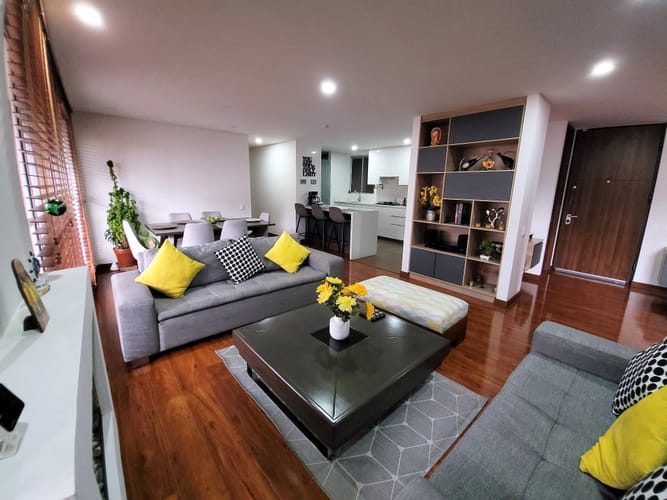 Apartamento de 3 alcobas en venta en Alejandria, Bogotá, 144 m² · foto 2 de 22