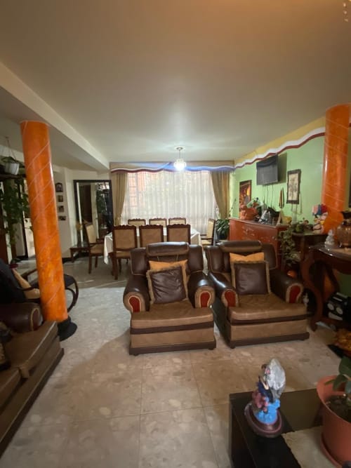 Casa de 5 alcobas en venta en Galerias, Bogotá, 400 m² · foto 4 de 14