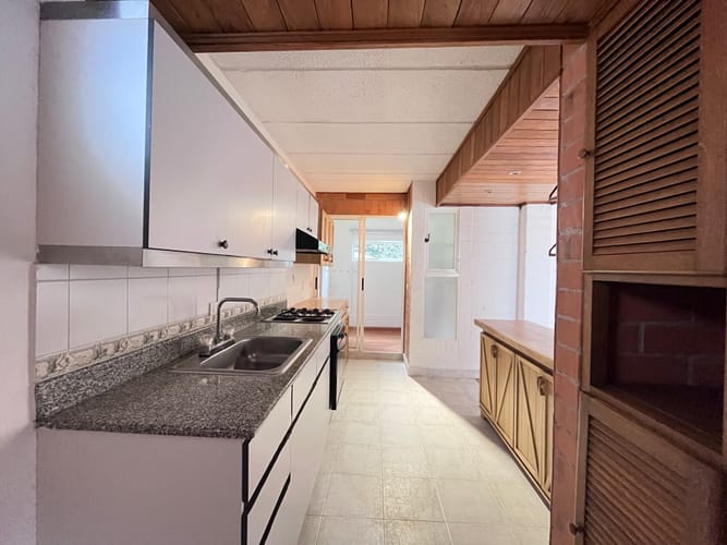 Casa de 4 alcobas en venta en El Retiro, 220 m² · foto 4 de 16