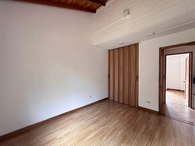 Casa de 4 alcobas en venta en El Retiro, 220 m² · foto 7 de 16