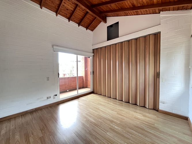 Casa de 4 alcobas en venta en El Retiro, 220 m² · foto 10 de 16