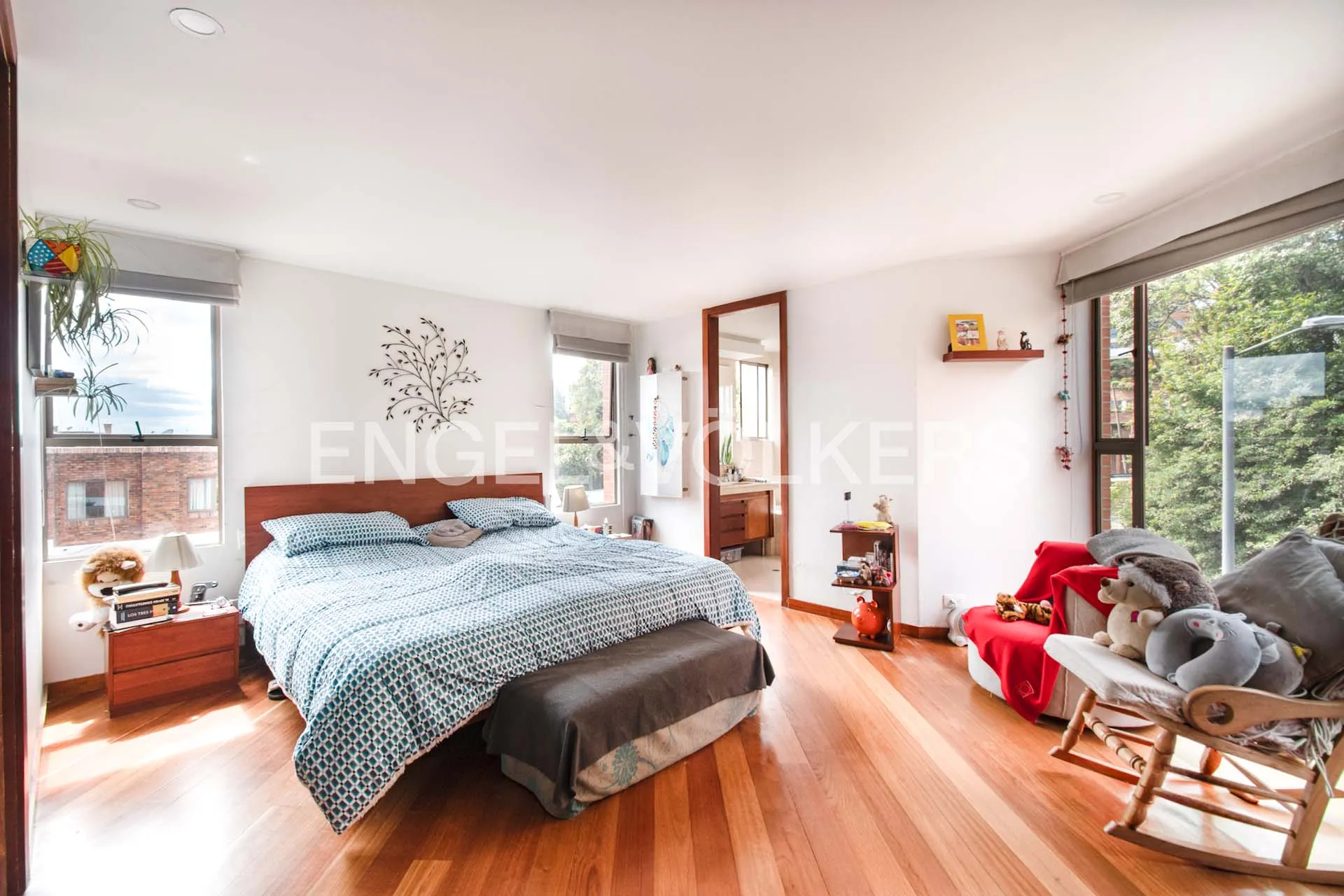 Apartamento en venta en Los Rosales, Bogotá · foto 8 de 15