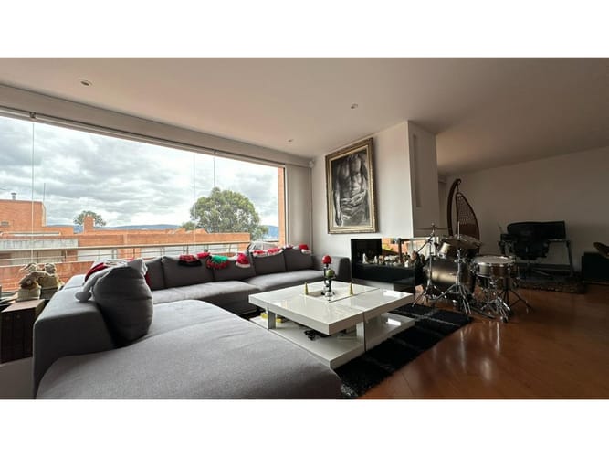 Apartamento de 3 alcobas en venta en Veramonte Macana, Bogotá, 222 m² · foto 3 de 24