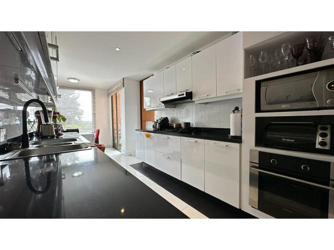 Apartamento de 3 alcobas en venta en Veramonte Macana, Bogotá, 222 m² · foto 9 de 24