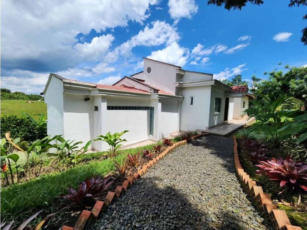 Casa en venta en Condina, Pereira · foto 2 de 18