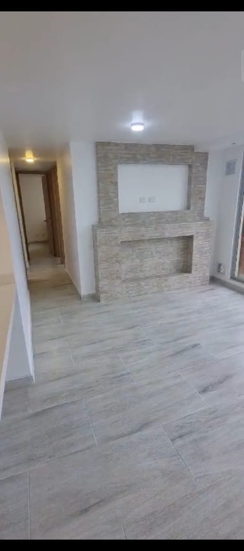 Apartamento de 3 alcobas en venta en Lusitania, Madrid, 60 m² · foto 4 de 13