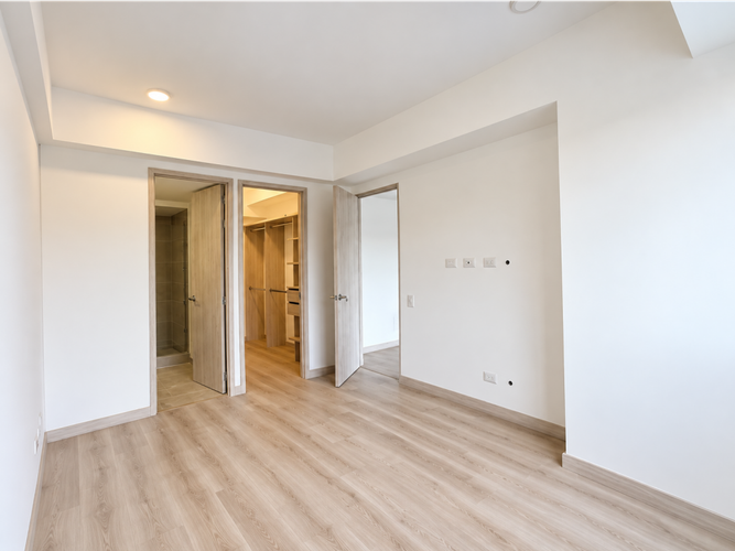 Apartamento de 2 alcobas en arriendo en Ciudad Del Río, Medellín, 73 m² · foto 5 de 12