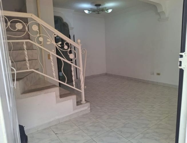 Casa de 4 alcobas en venta en Ciudadela Real De Minas, Bucaramanga, 79 m² · foto 5 de 13