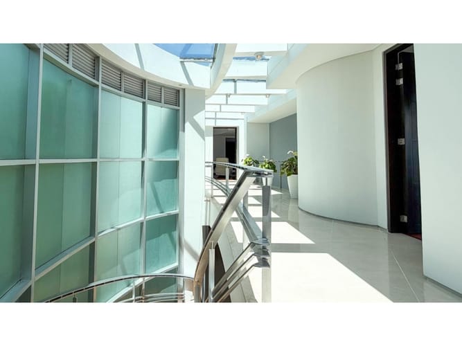 Casa de 3 alcobas en venta en El Poblado, Medellín, 726 m² · foto 8 de 24